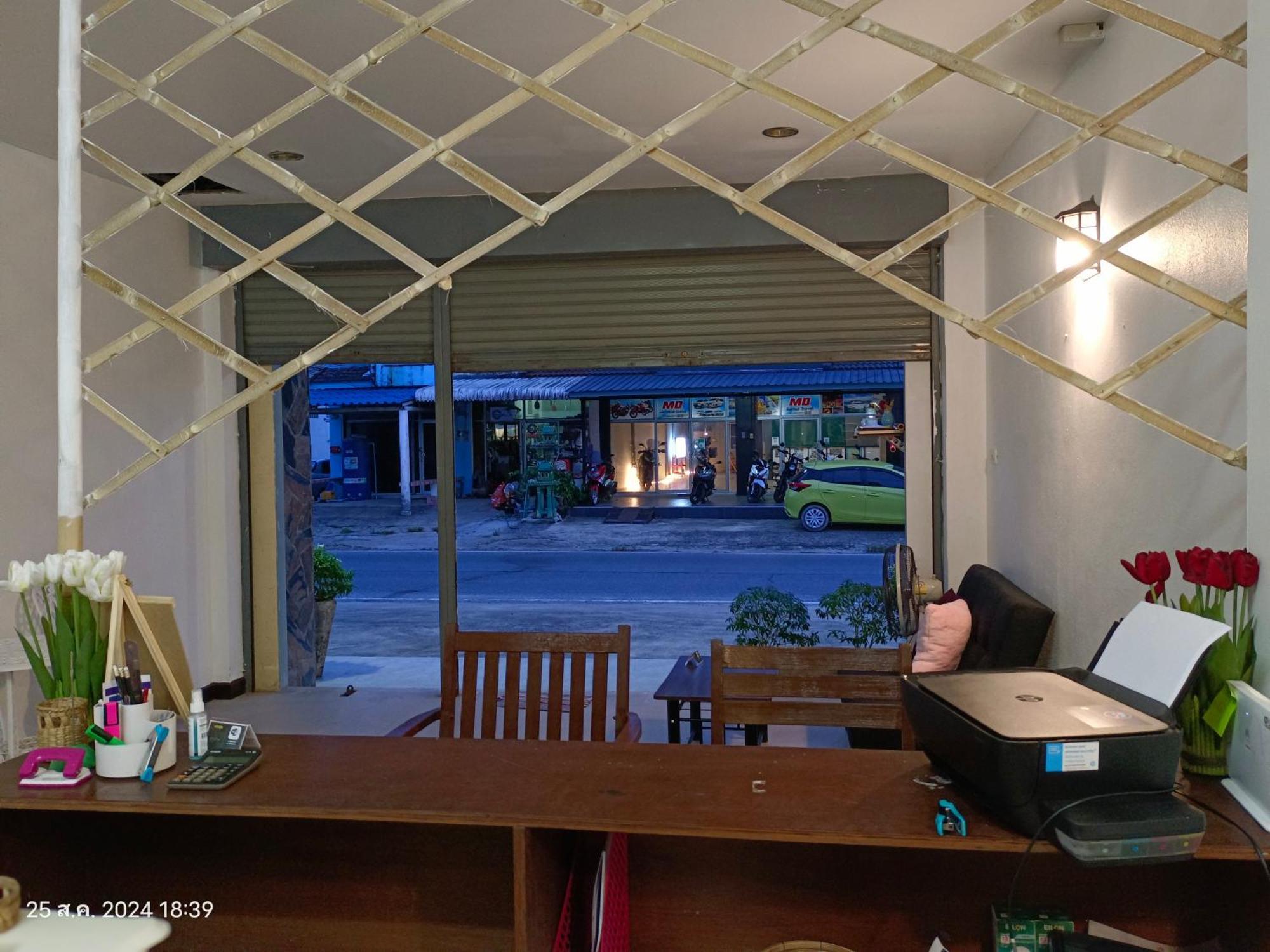 In Box Hostel Lipa Noi Dış mekan fotoğraf